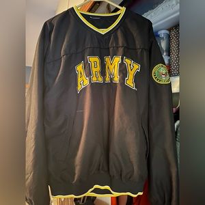 Army wind pullover